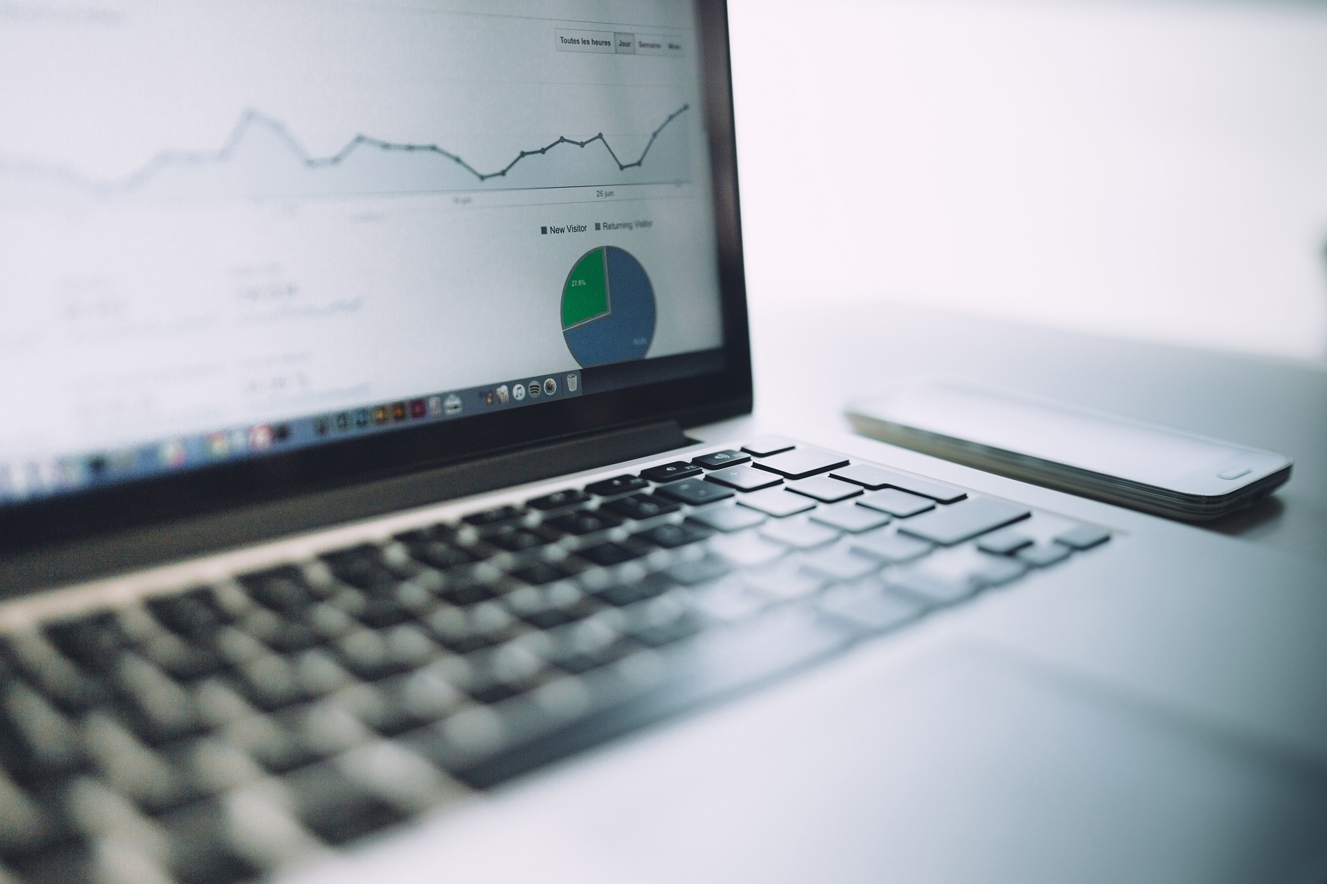 Quantitative Economics and Information Systems, photo: StockSnap@pixabay